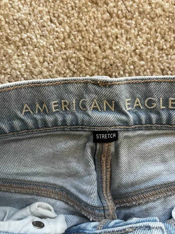 American Eagle Jeans - Image 3