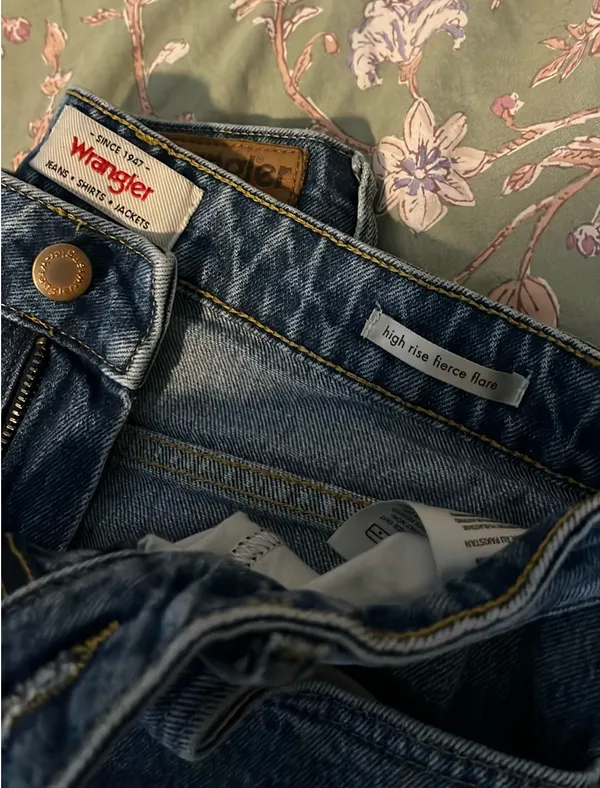 Wrangler High-Rise Flare Jeans - Image 2