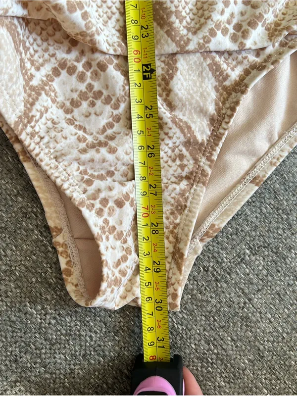Kona Sol Beige and Light Brown Snakeskin Patterned Swim One Piece | Large 12-14 - Image 4