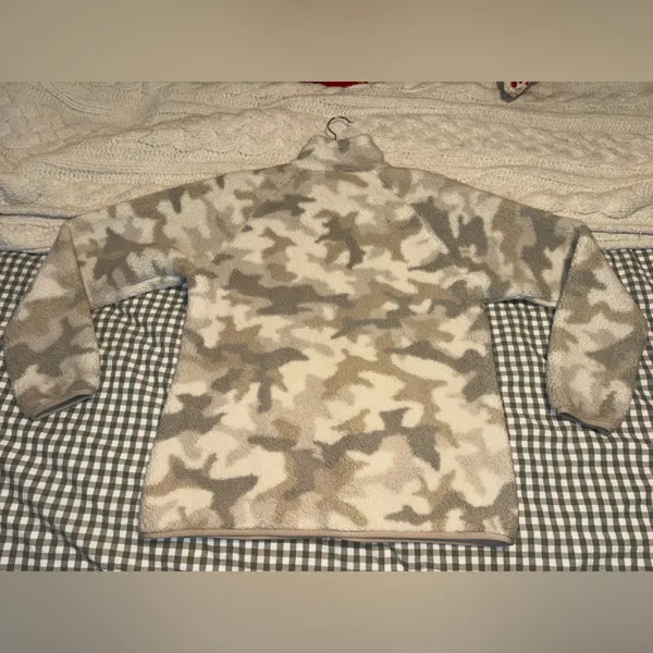 Columbia Camouflage Fleece Zip-Up Jacket - Image 2