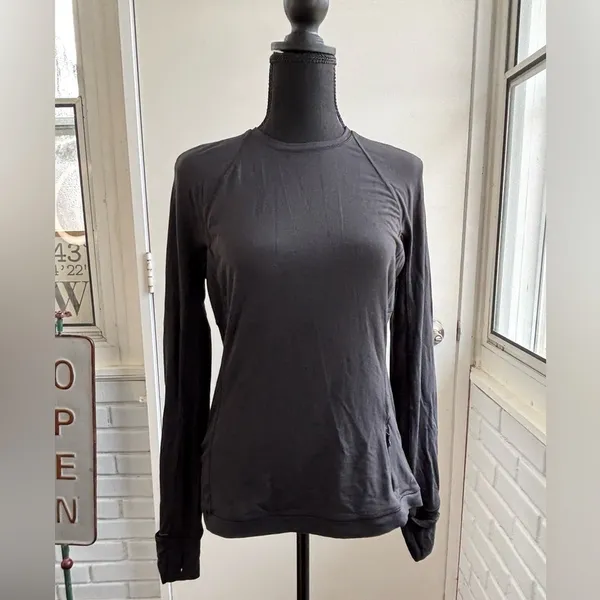 Lululemon It’s Rulu Long‎ Sleeve black Shirt 10 Athleisure streetwear workout - Image 2