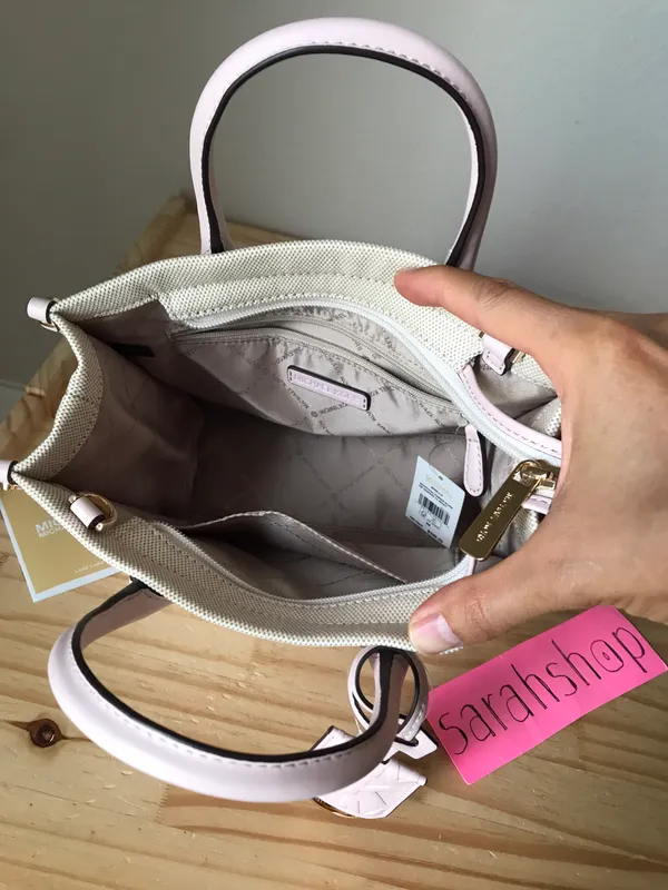 Michael Kors Purse - Image 9