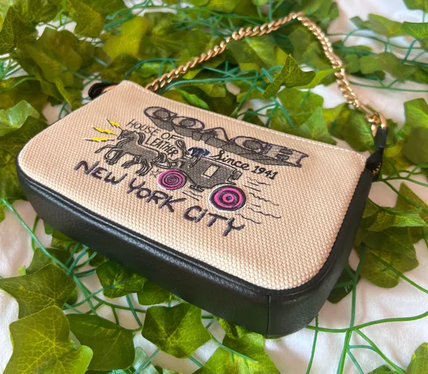 coach Large Wristlet With Art School Graphic c5609 - Image 4