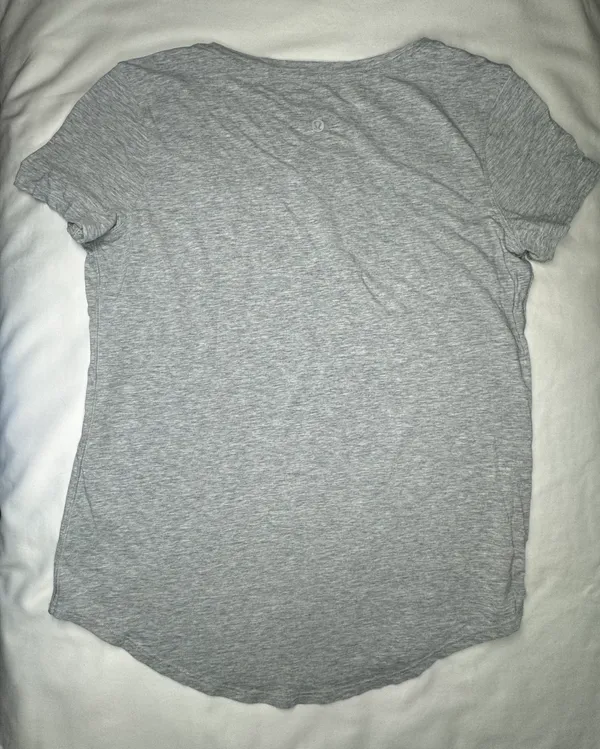 Love Tee V-Neck - Image 3