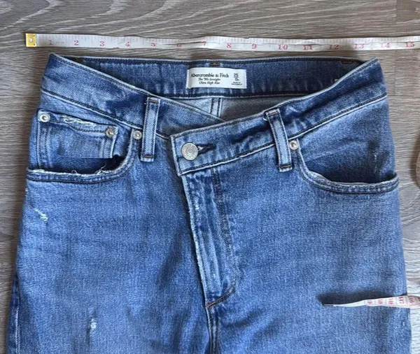 Abercrombie & Fitch 90s Straight Ultra High Rise Criss Cross Jeans 25 - Image 7