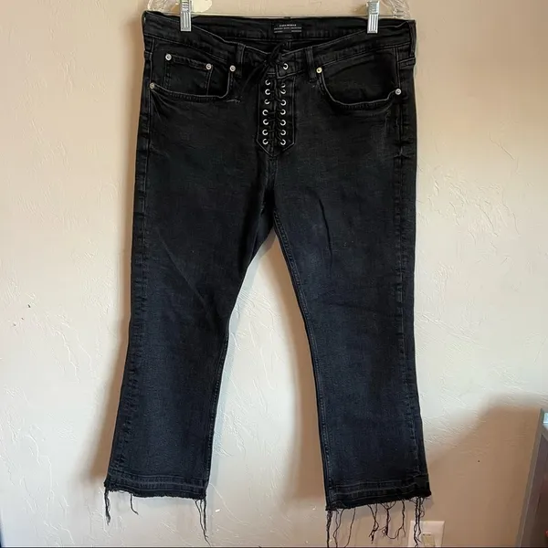 Zara Black High Rise Lace Up Fly Kick Out Crop Released Raw Hem Flare Jeans‎ - Image 4