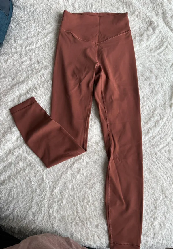 Lululemon Wunder Under Smooth Cover High-Rise Tights 25" - Image 3