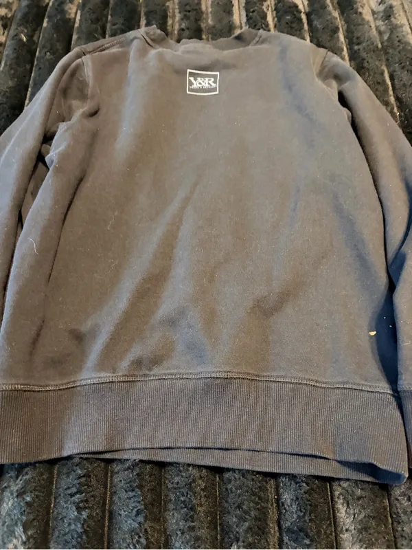 Young & Reckless Los Angeles Black Graphic Sweatshirt - Image 7