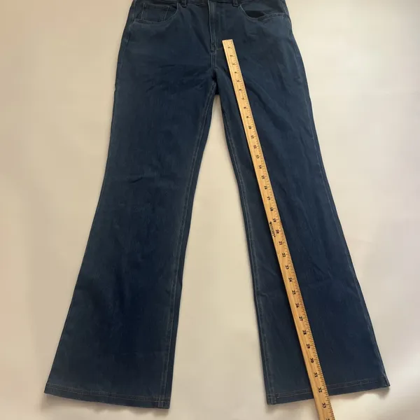 Halara Medium Petite Medium Wash Bootcut Stretch Jeans With Zipper Fly - Image 4