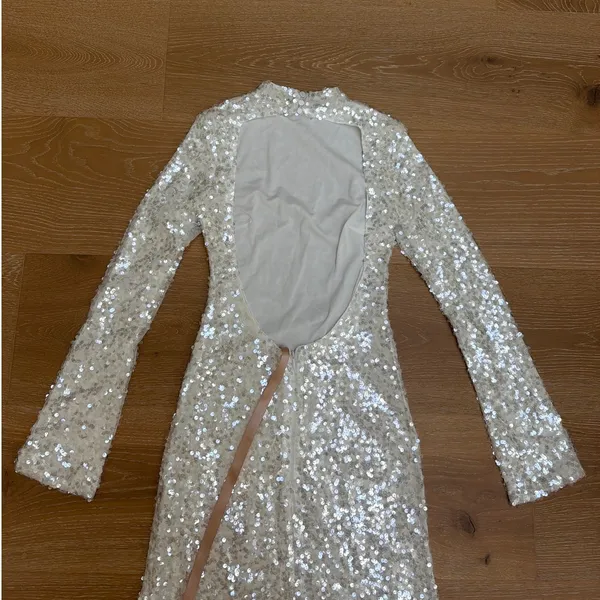 Meshki Sofia Long Sleeve Sequin Maxi Dress Size XS in White - Image 4