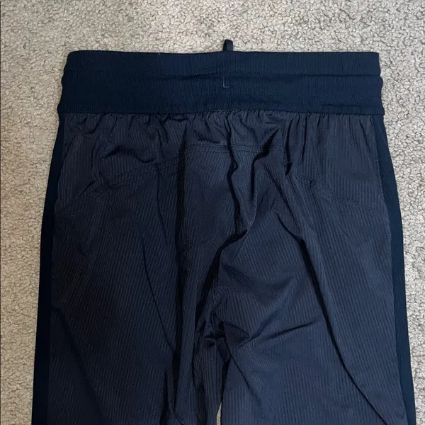 Lululemon Beyond The Studio Jogger Black 4‎ - Image 7
