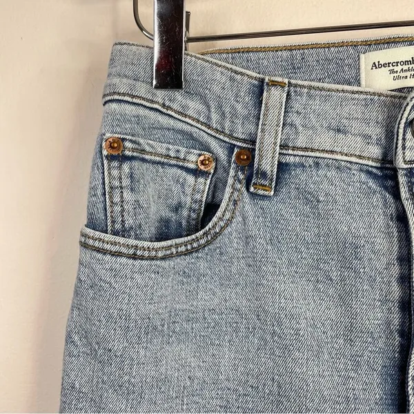 Abercrombie Curve Love Ultra High Rise Ankle Straight Jeans Patched 25 0 short - Image 4
