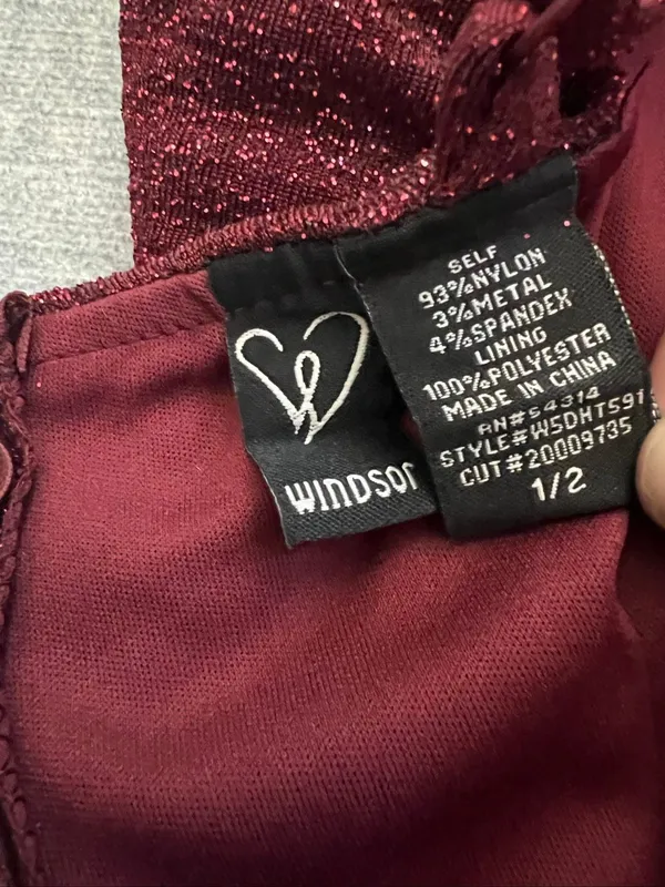 Windsor Burgundy Wine Keira Glitter Knit High Slit Formal Dress Size 1 / 2 - Image 6