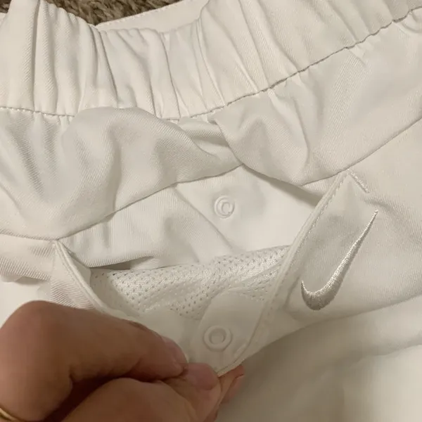 Nike Dri Fit white cloth woman size MEDIUM shorts - Image 9