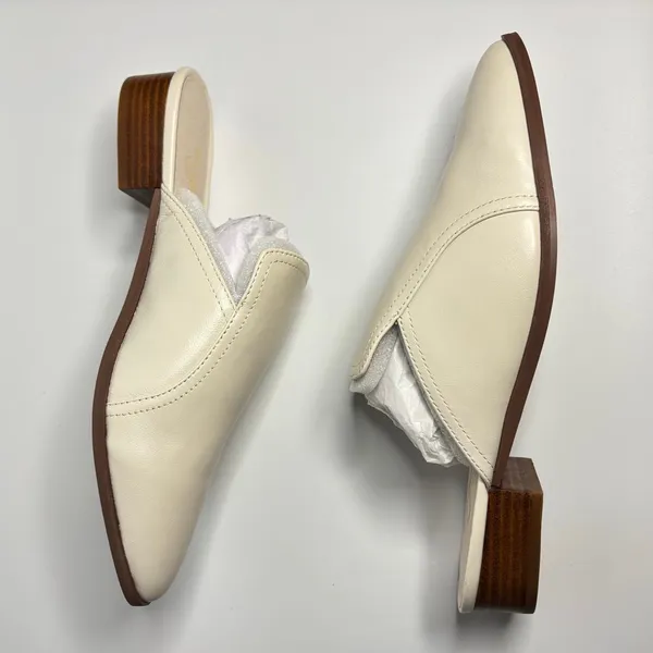 42 GOLD by Chinese Laundry Rue Pointed Toe Mules in Ecru Soft Leather - Image 7