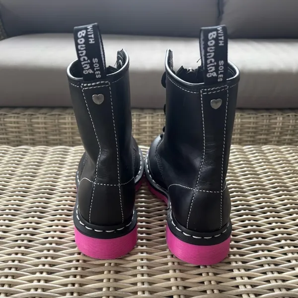 New without box. Dr. Martens 1460 Pink Sole Wanama Leather‎ Jungle Zip Boots - Image 5