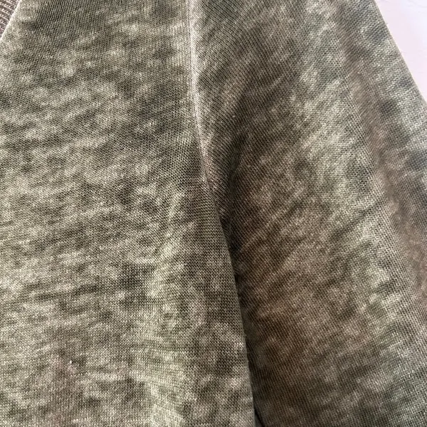 ⭐️Abound green vintage looking high low long sleeve vneck sweater size XS - Image 5