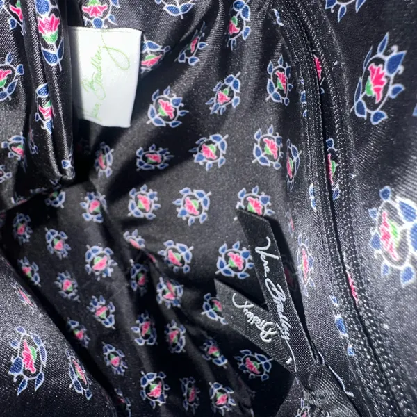 Vera Bradley Purse Crossbody Black Quilted - Image 8