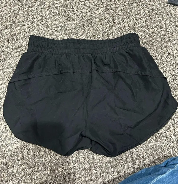 black shorts Size XS - Image 2