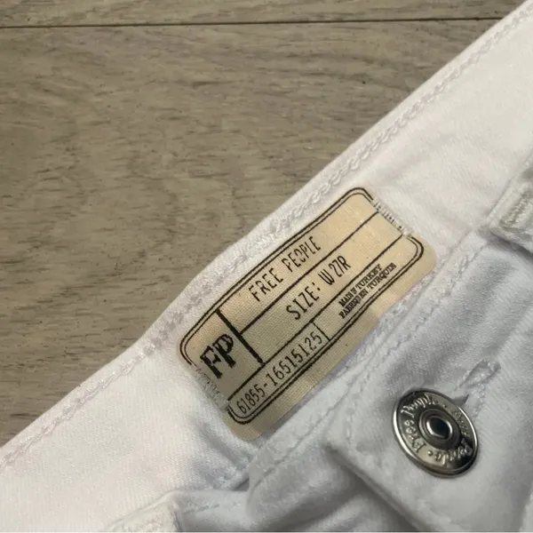 Free People White Distressed Skinny Jeans - Image 2