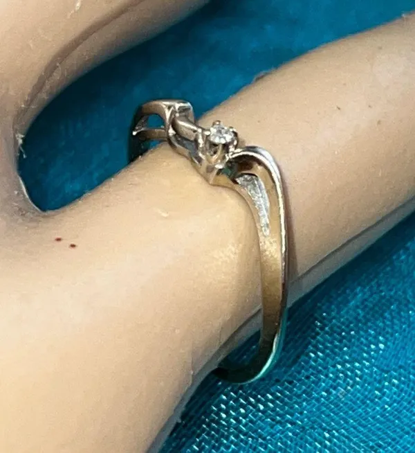 14K Gold Diamond Ring - Image 15
