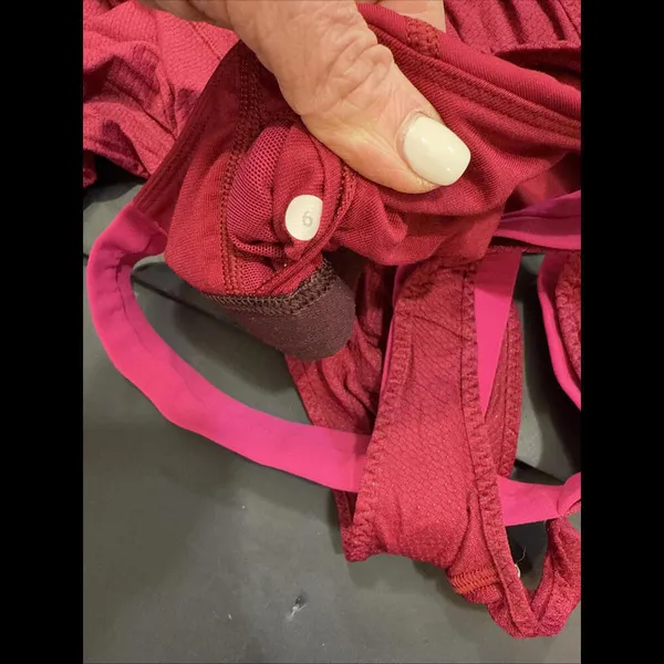 Lululemon Tank Top Bra Red Pink Luxury Designer Athletic Lounge Preppy 6‎ - Image 11