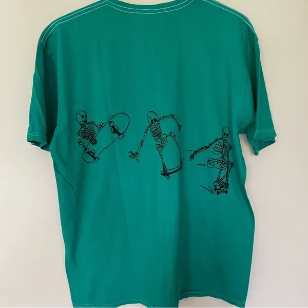 Urban Outfitters Graphic Tee - Image 3