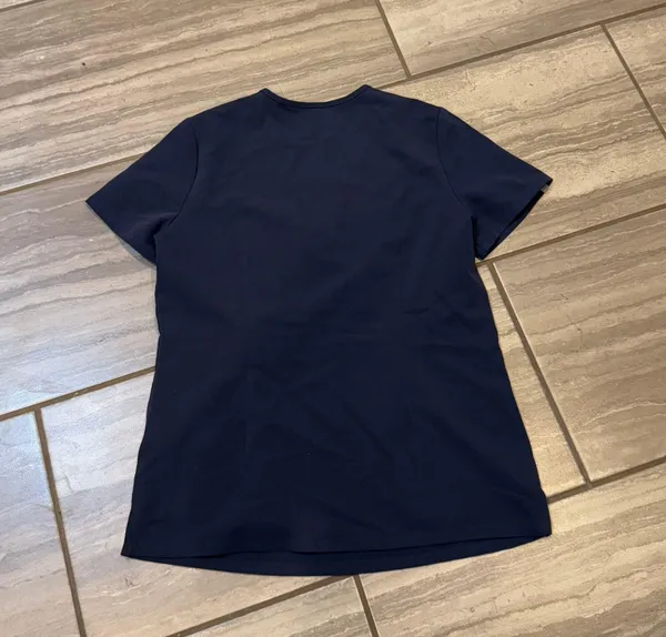 FIGS Sz XS Scrub Top! No :( - Image 2