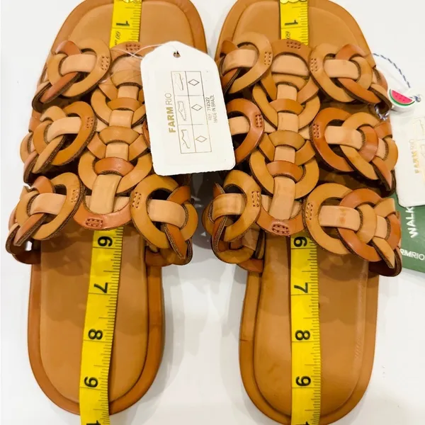 Farm Rio leather circles flats *MIS-matched sizes* - Image 6