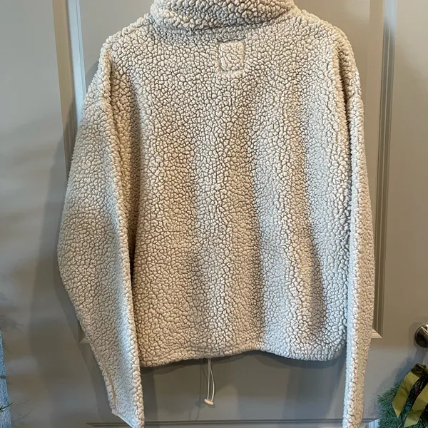 SO Cream Sherpa Jacket - Image 4