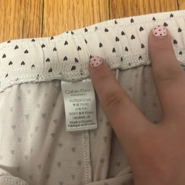 Calvin Klein sleep shorts with brown hearts - Image 5