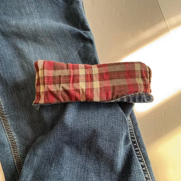 Women's Carhartt Jeans Relaxed Fit Blue Denim Size 12 flannel lined - Image 8