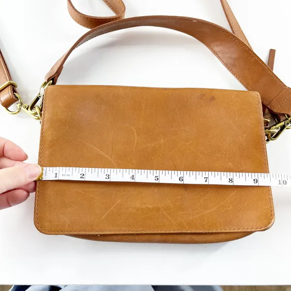 Madewell The Convertible Flap Leather Crossbody Bag Brown - Image 9