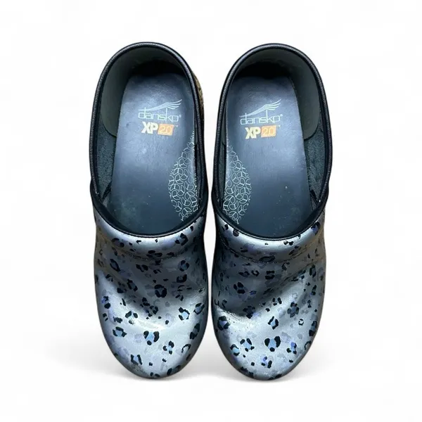 Dansko XP 2.0 Leopard Print Metallic Mule Clogs Silver Black EU 38 Comfort - Image 5