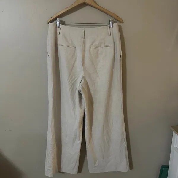 Ann Taylor Gray Pleat Front Trouser Pants Size 12P - Image 4