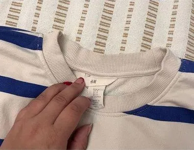Blue & white striped sweater crewneck coastal summer - Image 5