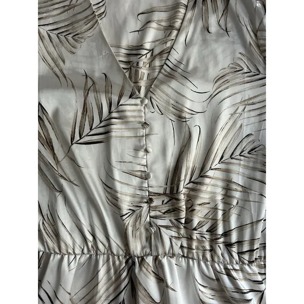 White House | Black Market Satin Feel Peplum Blouse Palm Print Bell Sleeve Boho Coastal Ivory Size M - Image 13