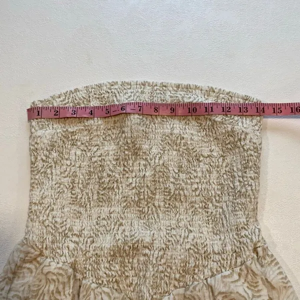 Universal Threads Smocked Strapless Mini Dress Cream Beige Print Size Medium - Image 5