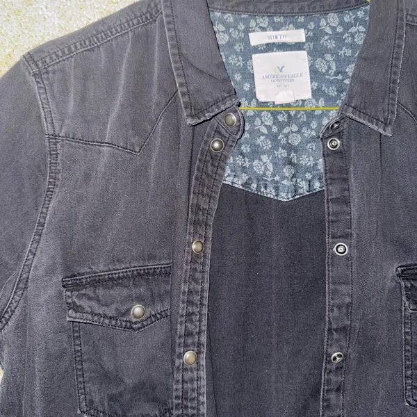 American Eagle Outfitters Black Button Up - Image 3