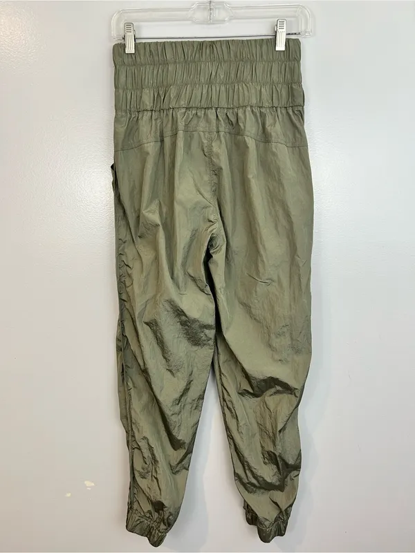 Free People Movement On the Way Home Herbalicious Green Elastic Joggers Size XS - Image 8