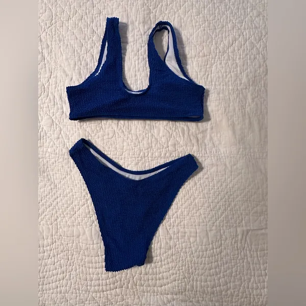 Blue Textured Bikini Set - Image 3