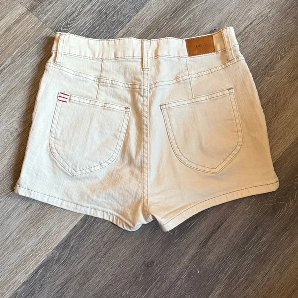 BDG Cream Super High Waisted Denim Shorts Size 25 - Image 2
