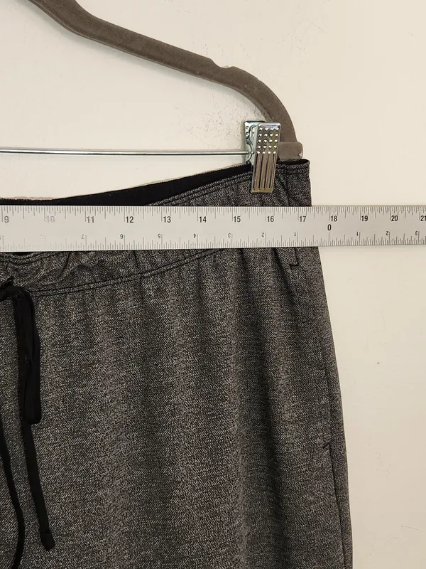 Nike Women's Gray Cropped Dri-Fit Jogger Pants Size XL - Image 6