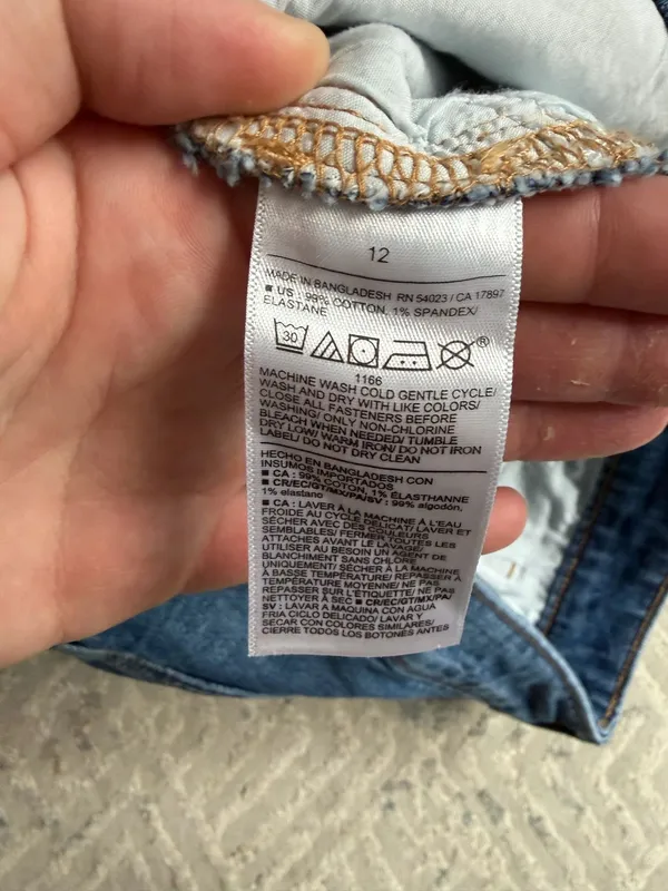 Old Navy Jean Shorts High-Rise Straight OG - Image 5