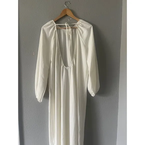 HILL HOUSE The Simone Maxi Dress in Coconut Milk (Offwhite) - Image 9