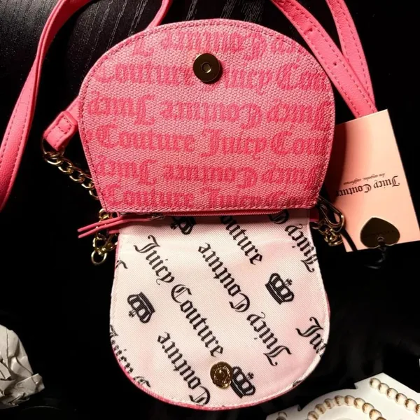 Juicy Couture Run the World Pink Mini Crossbody Chain Bag NWT - Image 4