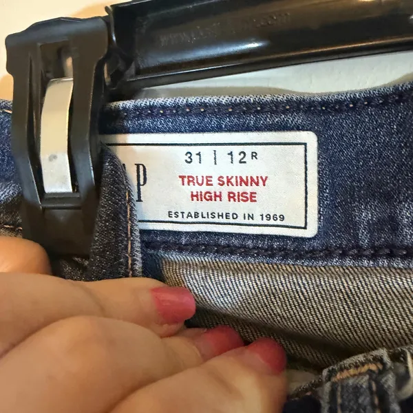 Gap True Skinny High Rise Denim Dark Wash Blue Jeans Womens 31R - Image 4