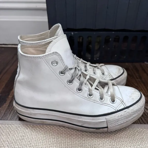 Chuck Taylor All Star High Top Platform Leather Sneaker - Image 11