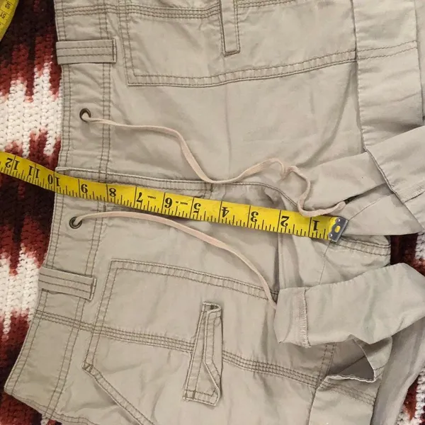 Y2K 2000s Tan beige khaki cargo micro mini low-mid rise shorts drawstring shoelace waistband Size 10/M Measurement in pics - Image 6