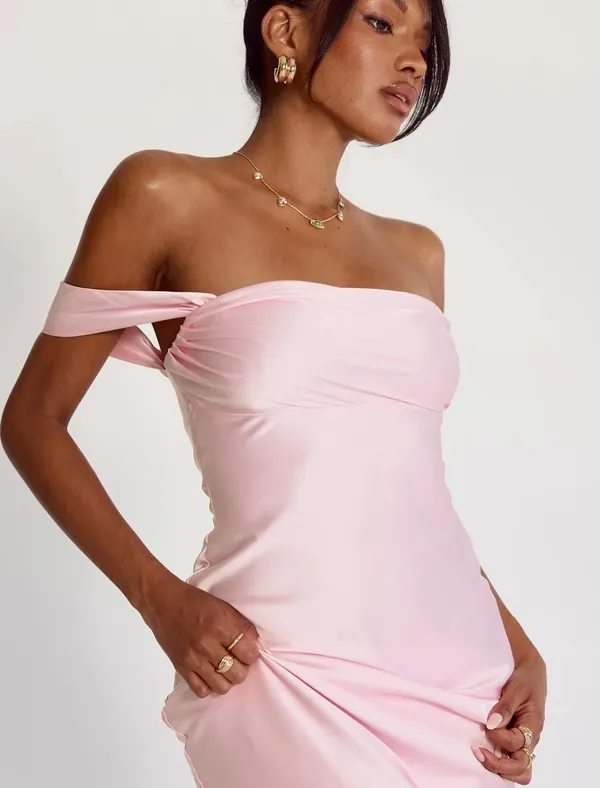 Princess Polly Dress Maxi Satin pink - Image 3
